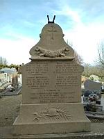 Mont-Saint-Vincent, Cimetiere, Pierre tombale des morts pour la France (1)